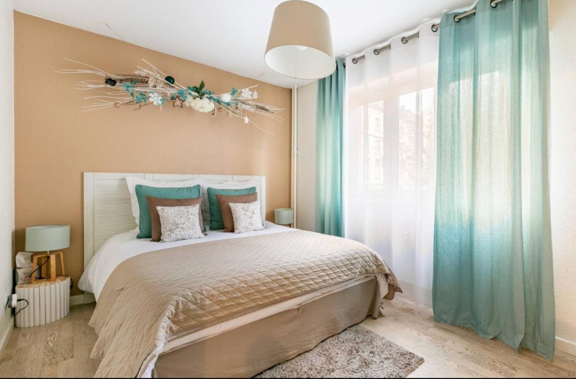 Ferienwohnung Le Belpierre Colmar Exterior foto